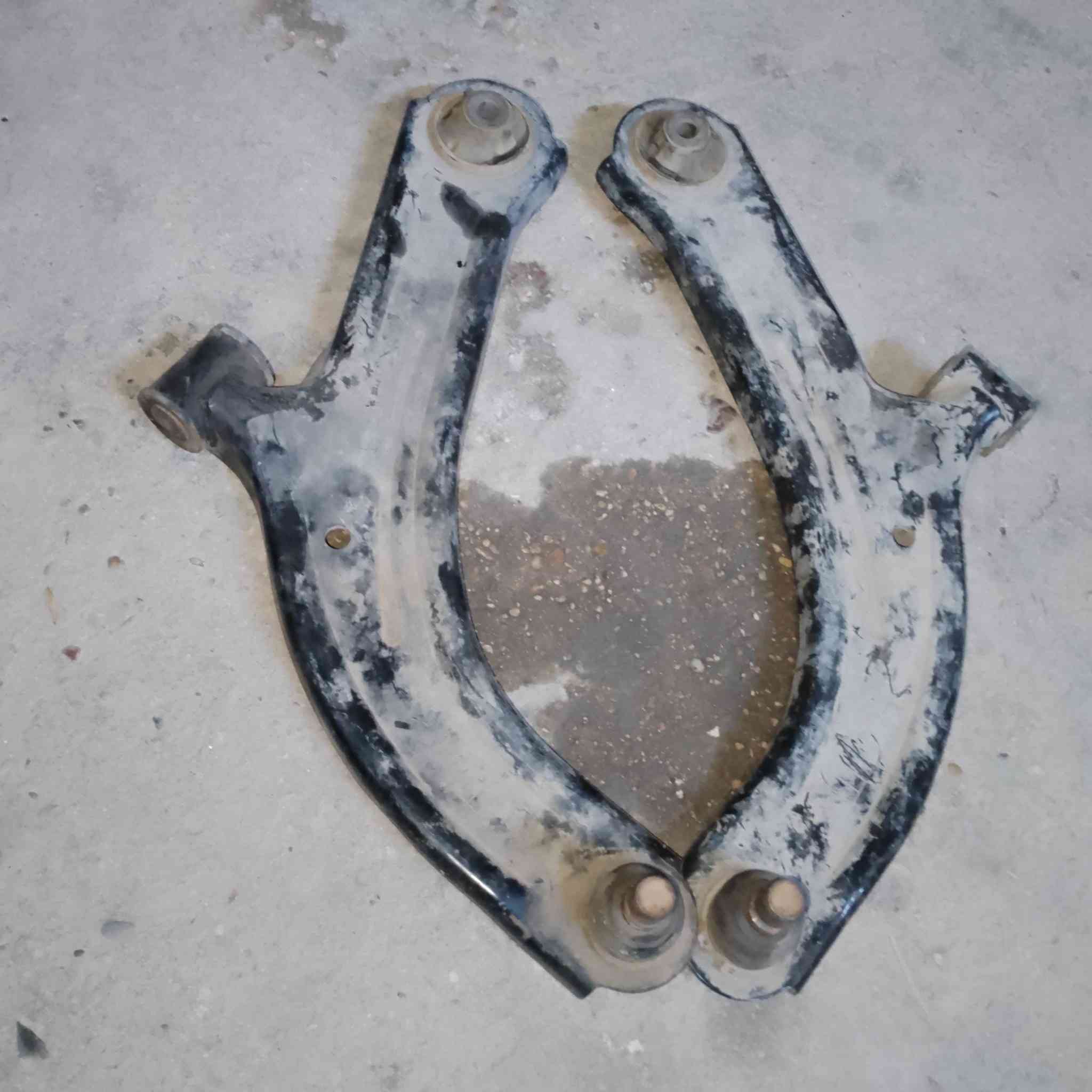 السلام عليكم غراض نيسان فيرسا موديل 8 للبيع كلمن وسعره رقمي *********** مكاني بغداد قضاء المحمودية حي الشهداء
