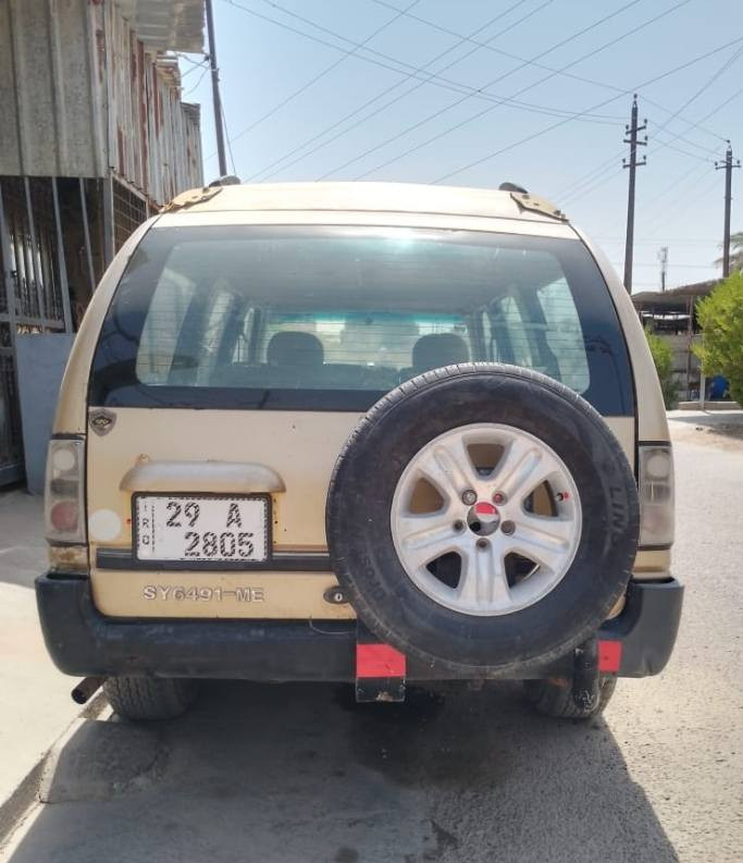 جنبي 7 راكب خصوصي رقم انكليزي هزه جديدة بسمي السيارة موديل 2006 كير عادي رقم واسط السعر 40 
***********
