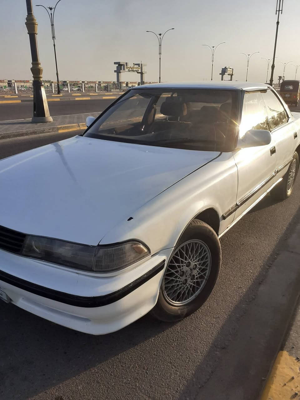 السلام عليكم سياره مارك كصيف موديل 91 مكفوله من الكصه والنقل جثه والغرامات، السنويه ما منتهيه، راعيهه موجود يريد تحويل، المكان البصره قضاء شط العرب، التنوما السعر 32 وبيهه مجال، للأستفسار ***********
