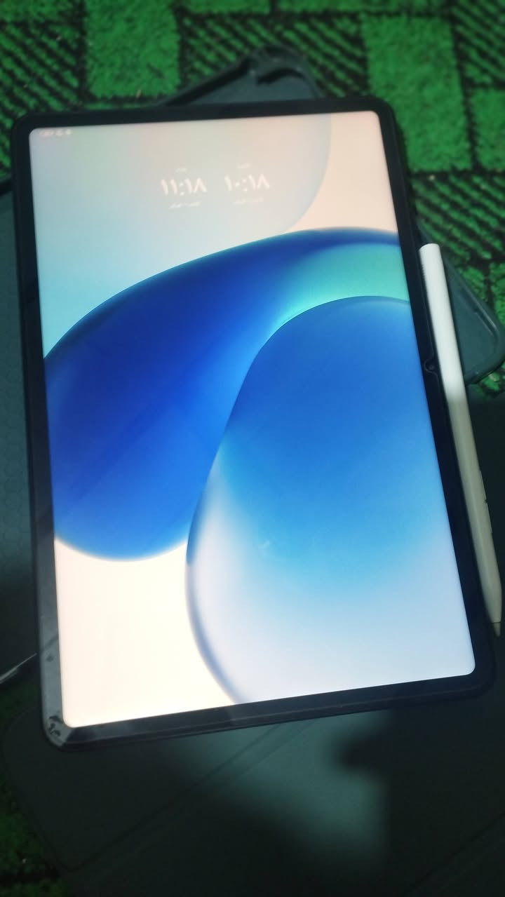جهاز شاومي باد 6 (Xiaomi Pad 6) بحالة ممتازة جدًا، استخدام 6 اشهر نظيف وخفيف، بدون أي أعطال أو خدوش..
يأتي مع القلم الأصلي (Xiaomi Smart Pen) علما سعر القلم الاصلي 100 الف 
 شاشة كبيرة وواضحة مناسبة للدراسة والقراءة والرسم
 أداء سريع جدًا ومعالج قوي
 بطارية ممتازة تدوم لفترة طويلة
 مناسب للطلاب، القراءة، التصفح، والرسم
الجهاز بحالة شبه جديدة.
السعر :375 
 العنوان: البصرة — قضاء المدينة


**إذا كنت صاحب هذا الإعلان وتريد حذفه لأي سبب، رجاءا أرسل رسالة إلى الدعم الفني**
