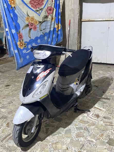 سلام عليكم 
ماكس منغولي نظيفه مكينته جديده ناعمه شلعه ومشي فوول كهربائيات كله شغاله زوج تايرات جدد دبلات شغاله  سعره ٥٥٠ وبيه مجال مكاني طوريج ***********
