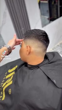 البصرة تقاطع بشار • صالون الملك • حلاقة وتجميل