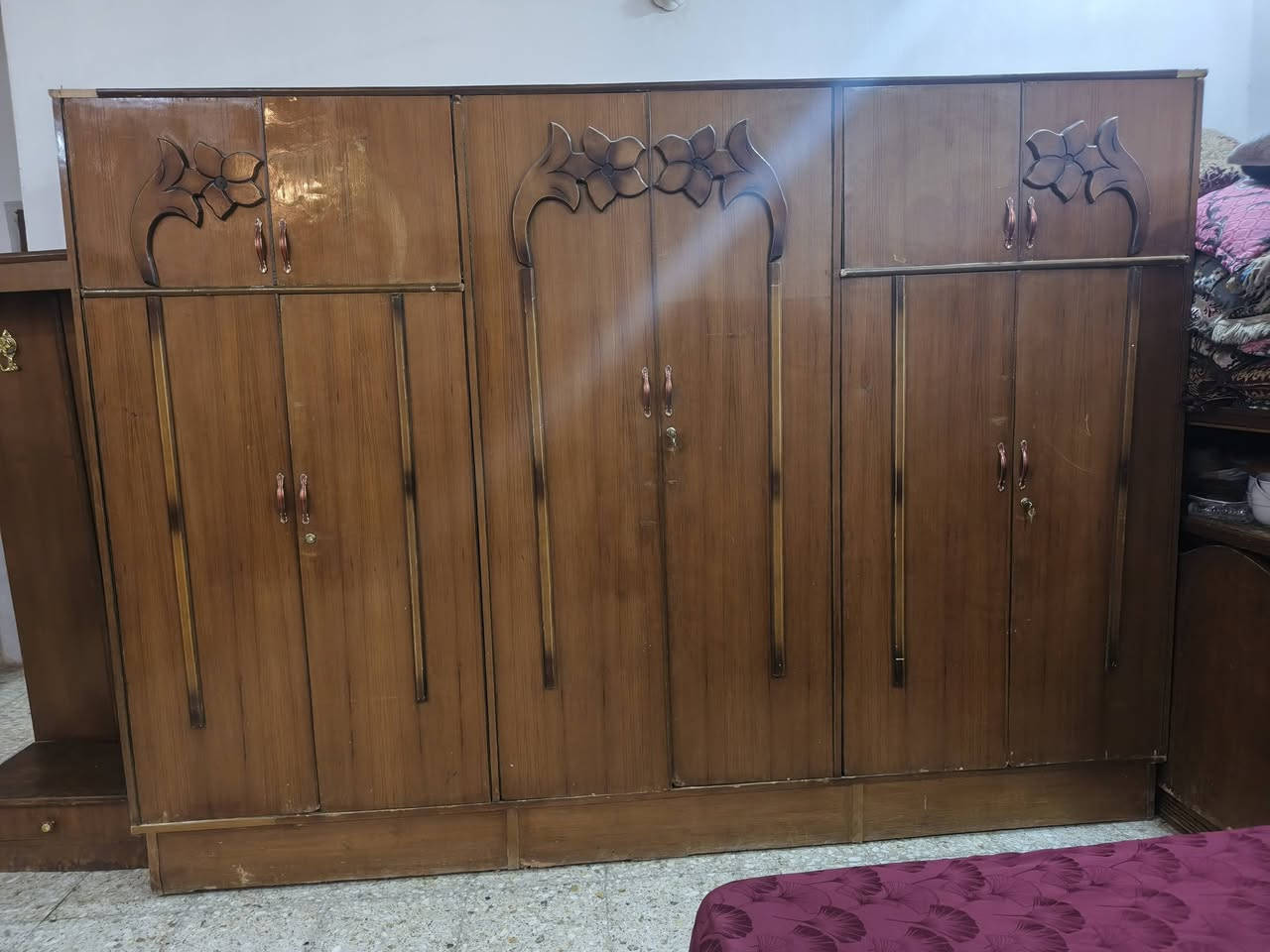 غرفه للبيع
***********
