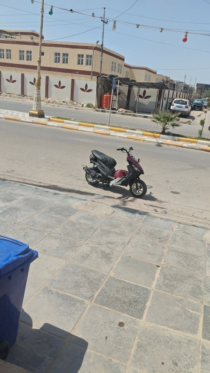 سلام عليكم عندي دراجه منغولي اريد ارتب كهربائياتها رايد كهربائي شغله مرتب كون بلناصريه او اللبيع السعر 350مفتوحه بوشه وبستم المكان ناصريه مركز ***********
