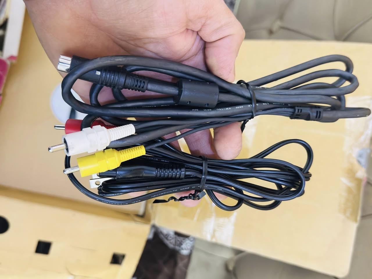 سيكا ساترون جديد بالكارتونة نهائياً ما مستخدم ريجن كهرباء 110 ڤولت ياباني ب270 الف سعر نهائي
يوجد توصيل


**إذا كنت صاحب هذا الإعلان وتريد حذفه لأي سبب، رجاءا أرسل رسالة إلى الدعم الفني**