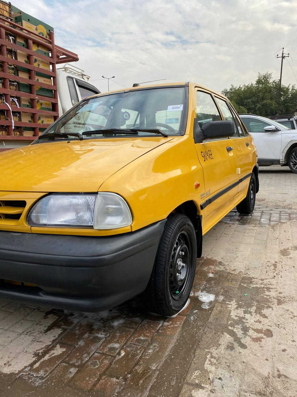 السلام سايبه موديل 11 سياره جديده جدا مصفره غرامات هيئه كلها مصفره تخم تاير مكينه ماكينه جير غير متواجد على الفيس رقم الهاتف ***********
