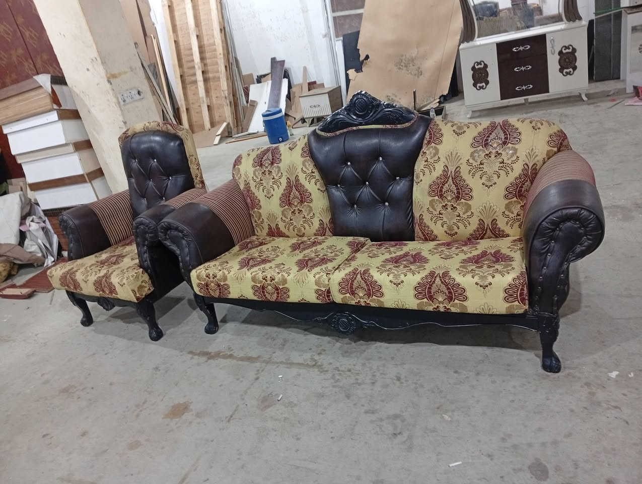 تخم كلش نضيف عشرمقاعد300للستفسار
***********
