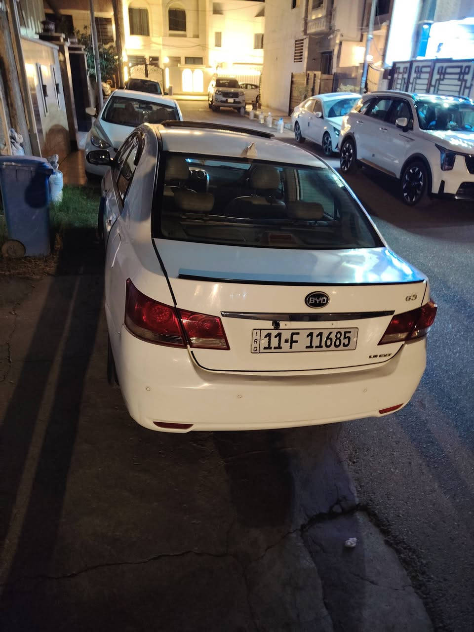 السلام علیکم
السلام علیکم
الرجاء الرجاء قرائة الوصف و التفاصيل جيدآ
 قبل الاتصال لطفآ. 
بي واي دي G3
موديل 2015 للبيع او المراوس مع النترا او كيا صول خصوصي فقط
و انطي الفرق بالقسط
لونها ابيض رقم بغداد رقم دولي بأسمي. 
السيارة الحمد شغالة و خالية من النواقص و الأعطال
تدفئة+تبريد شغال 
مع إضافة شاشة وكاميرا
والارضية مغلفة جلد
السيارة بيها حادث خفيف بأيدي انطخت ومعدل فقط بدون صبغ
بيها تعديل بارد بالجاملغ الأمامي الايسر وموضح بالصور بالإضافة إلى الباب الخلفي الأيمن بي رصعة خفيفة جدا و الدعامية الأمامية بيها بعض الشخوط يعني يحتاجلها صبغ او تبديل حسب رغبة اللي تصير من قسمته ان شاء الله
و الإطارات نصف عمر
الصدر والدبلات يمشن الحال
محركها وكيرها ممفتوح بيهم برغي
مسوي الفلاوين قبل سنة تقريبا وهسه بي صوت خفيف مرات يطلع ومرات لا
و الباقي كله مضمون و الكشر خالي من الصبغ او التعديل
السيارة ماشية 109 الف قابل للزيادة
السعر المطلوب $ 60 ورقة وبيها مجال جدا بسيط حك الجية
مكاني بغداد السيدية
هاتف ***********
