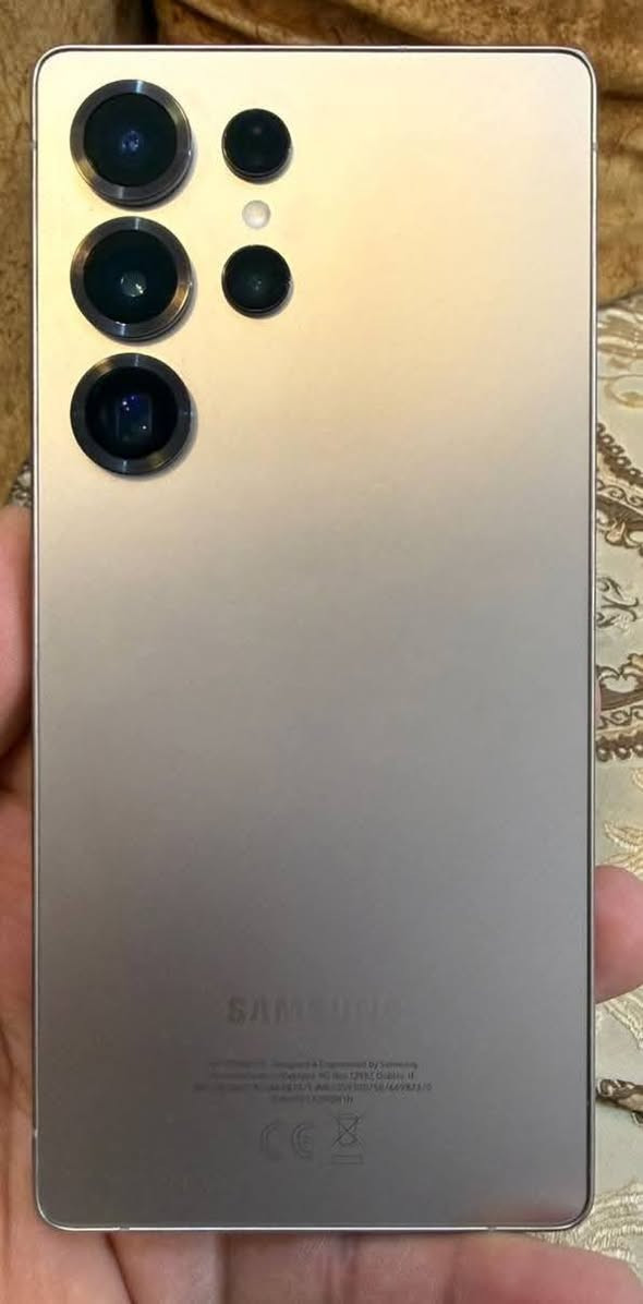 Galaxy S25 ultra للبيع ذاكرة ٢٥٦ جهاز فول بل نضافة وبي ضمان هاذة الوصل وياء مال الضمان من شركة الجبال في شارع الربيعي هاذة لونة وياء شاحنة اصلية كاملة كيبل وبلك  سعرة مليون و٢٠٠ وبي مجال مكاني كوت شارع النفط


**إذا كنت صاحب هذا الإعلان وتريد حذفه لأي سبب، رجاءا أرسل رسالة إلى الدعم الفني**