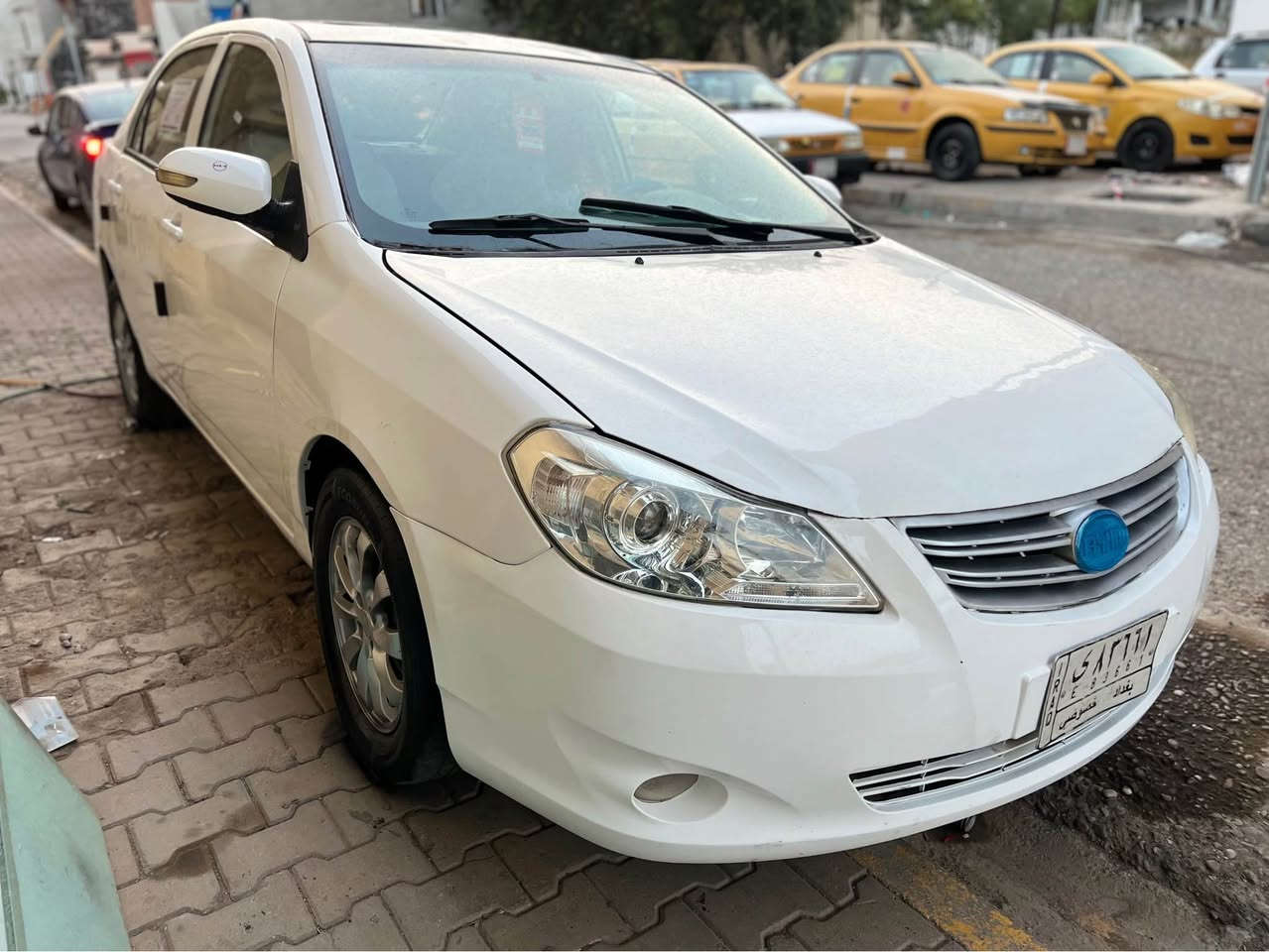 موديل 13 مال شركه العامه 
السعر 25 السياره جديده
وبصمه كير عادي السياره بكركوك 
*********** كركوك, العراق
