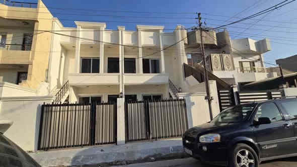 اعلان دراين مساحه الواحد ١٠٠ متر للبيع 
طابق ونص 
طابو صرف 
فول بناء صفر ملكي 
العنوان كركوك حي القادسيه ٢ 
سعر الواحد ٩٠ مليون وبيه مجال
للاستفسار الاتصال على الرقم ***********
توجد خدمة واتساب وفايبر على هذا الرقم 
او الرقم الثاني ***********
لمعرفة المزيد من العروض تابع صفحتنا على الفيس بوك سجاد للعقار ونستقبل جميع عروض بيع وشراء العقارات كركوك
