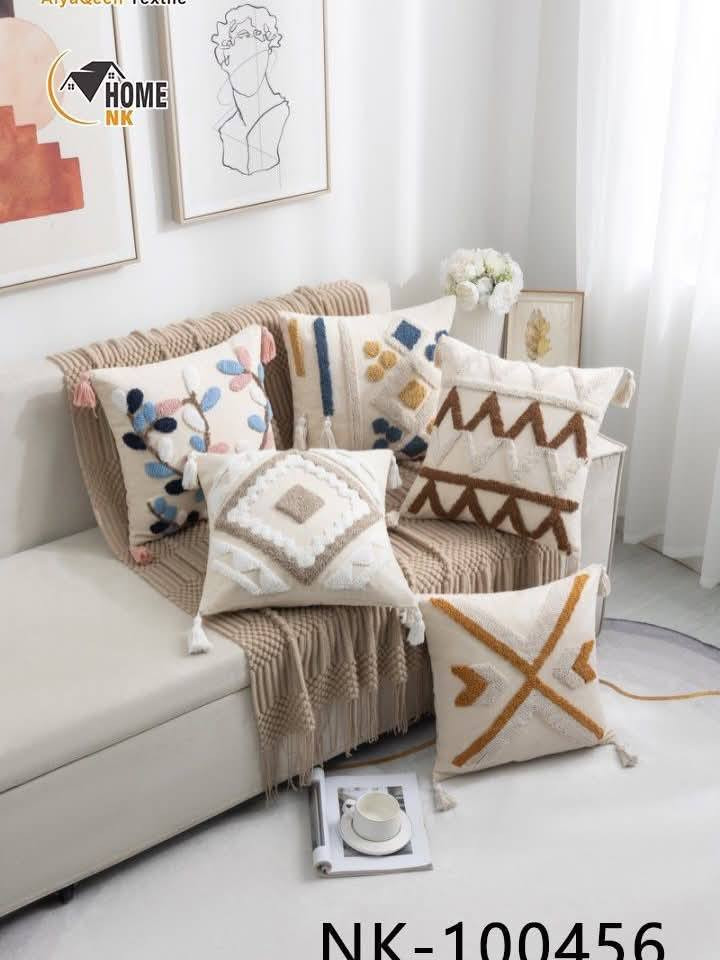 اللهم صلِّى على محمد وآل محمد 
وصول كوشه بوهيمي سعر القطعه 6
مفروشات سلسبيل  العنوان قضاء الحي 
شارع الحسينيه العباسيه 
قرب صالون سنتر العيون الزرقاء 
لدينا خدمة توصيل لجميع المحافظات 
***********واتساب
