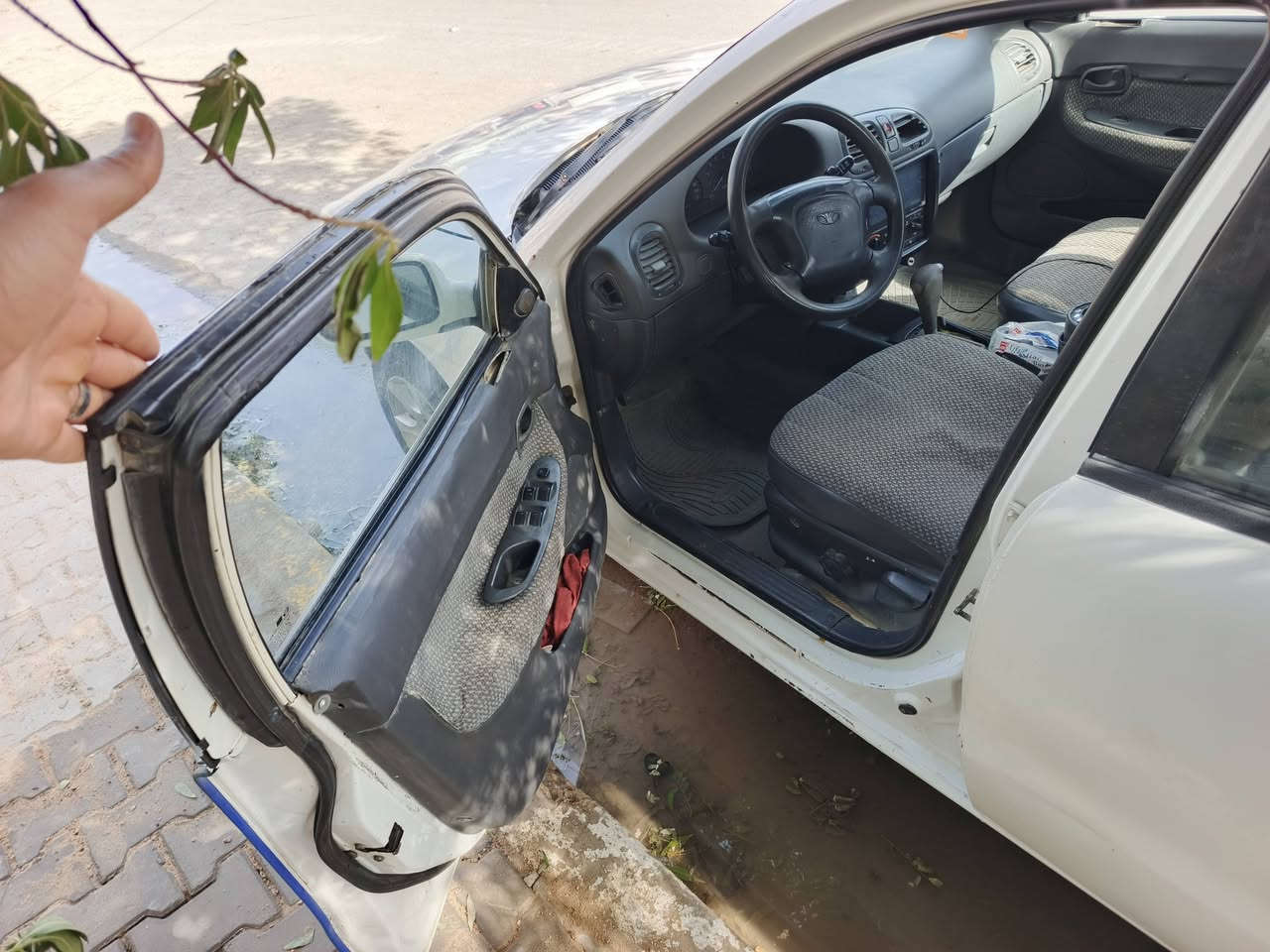 سلام عليكم دايو نوبرا محور كير مكينه كورلا سياره نضيفه تبريد شغال رقمه دياله مشروع وطني مكينه مكفوله من تنقيص وتبخير كهربائيات كله شغاله السعر 31 وبيه مجال مكاني بغداد بلديات ***********
