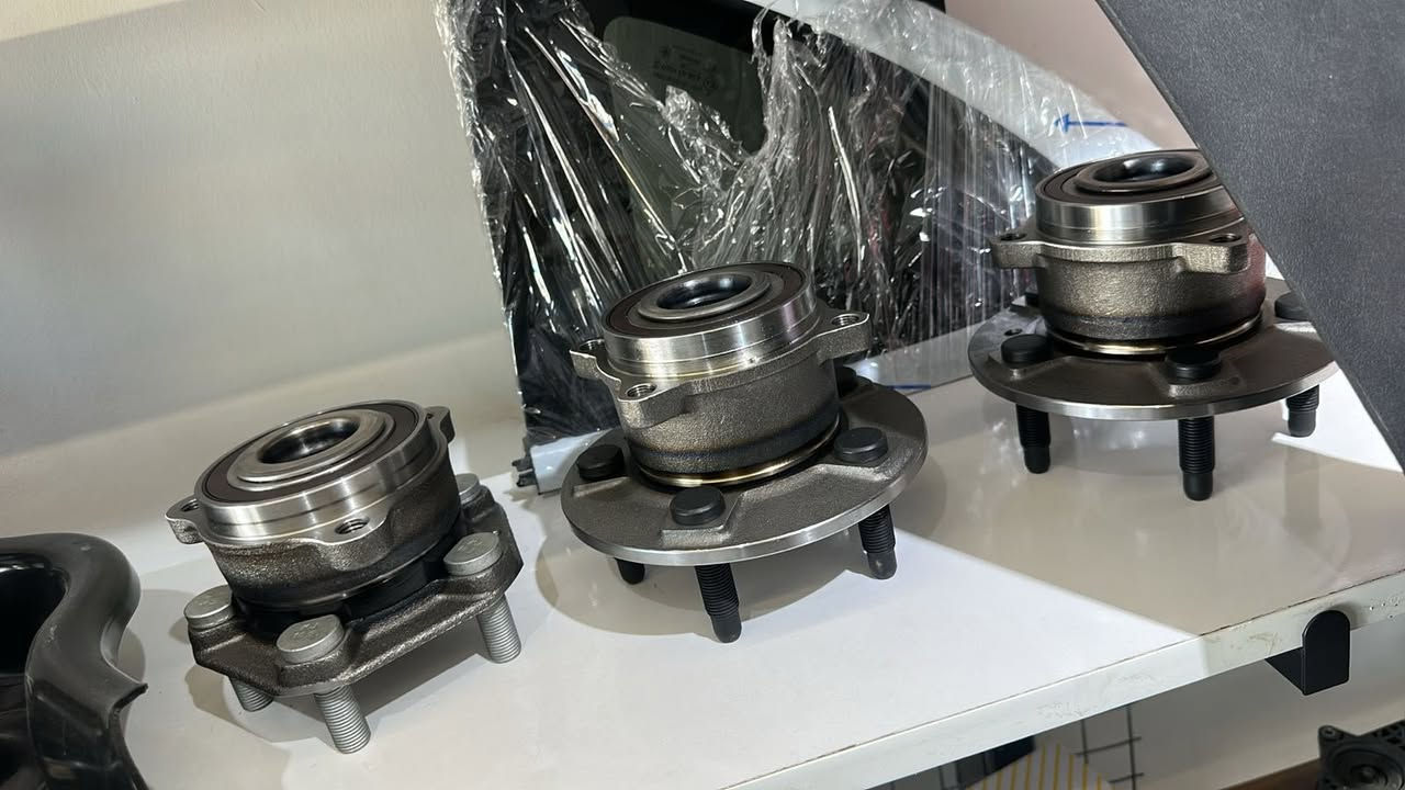 السلام عليكم
تسلا الليث EV-Tech
متوفر لدينا كل ما يخص تسلا اكسسوارات قطع غيار 
بغداد الدوره الاثوريين 
***********
***********
***********
