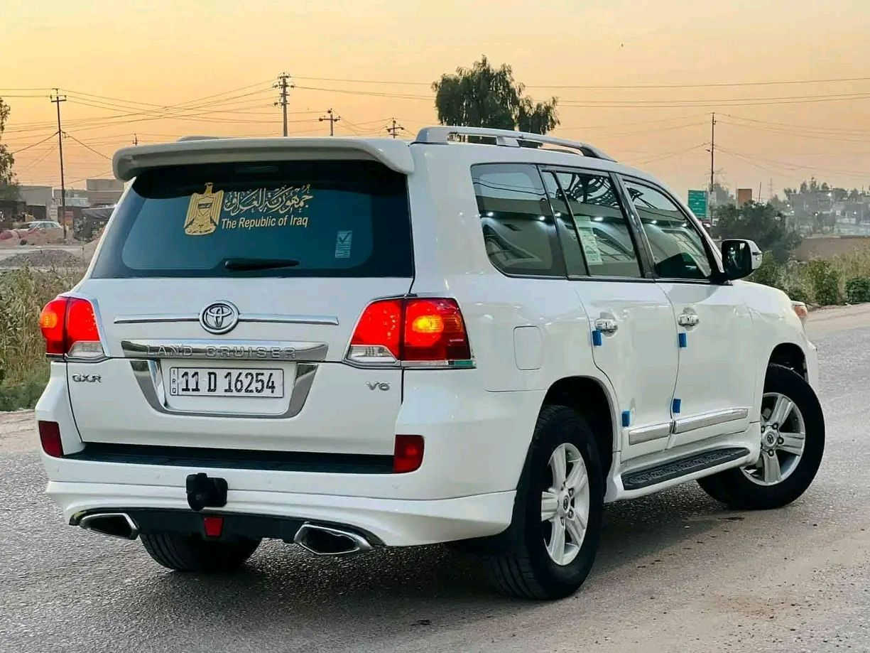 لاندكروزر 2010 محدثه 15 سياره جديده بالباكيت مكينه جير حداديه رقم تاير رقم دولي باسمنا تبريد ثلاث قطع ثلاجه سياره مال جناي ادامه كامله السعر 220 بيع مستعجل مكان السياره بالقاسم ناحيه الطليعه سياره بيها صبغ بدون دواخل بيها تجيهخفيفه***********
