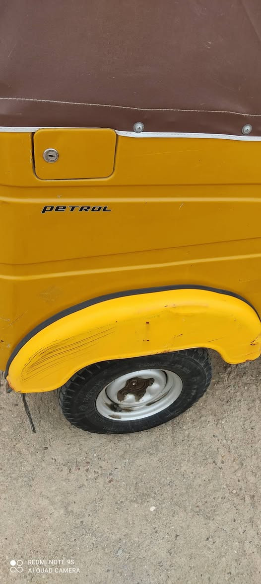 موديل 21 أوراق وكيل شاكر تكتك مكفولة ماعدا بارد قليل ***********
