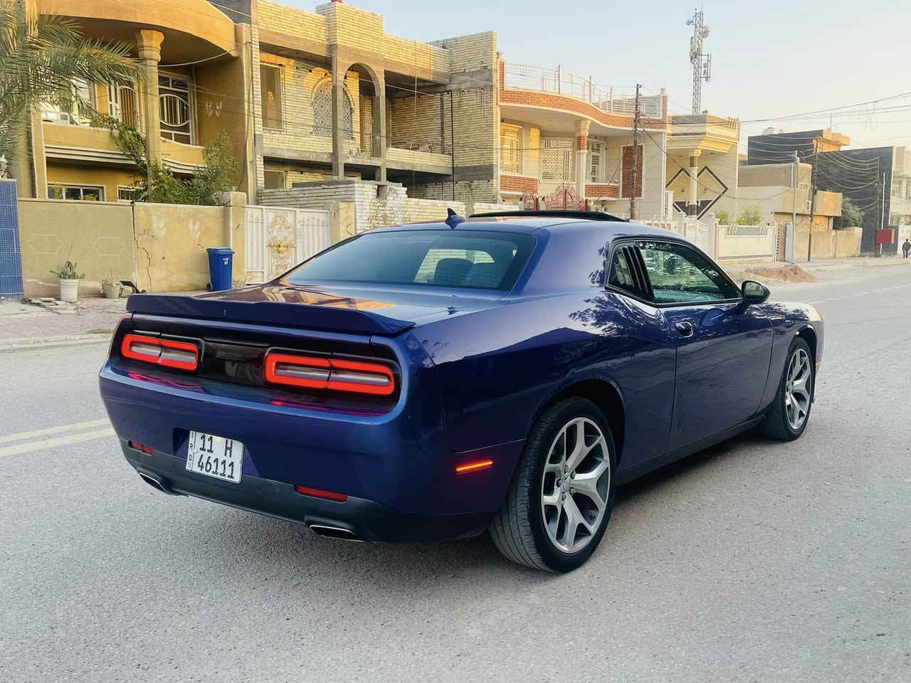 السلام عليكم 
—————————-
جالنجر 2016 فول الفول اعلى شي 
لون مميز بنفسجي 💜
رقم بغداد بسمي 
———————————————————-
مواصفات 
١- فتحة 
٢- جلد + كراسي كهرباء 
٣- شاشة كبيرة 
٤- رادار 
٥- كشنات تفدئة + تبريد 
٦- حساس خلفي 
٧- تبريد قطعتين 
باقي مواصفات الفول 
——————————————————————
سياره نظيفة جدا ماشية ٩٠ الف مكينه كير صدر جاهزه حادثة قطعة وحده صبغ فقط البنيد ضرره جدا بسيط 
————————————————————————-
مكانه :- بغداد 
السعر :- 158 
***********
