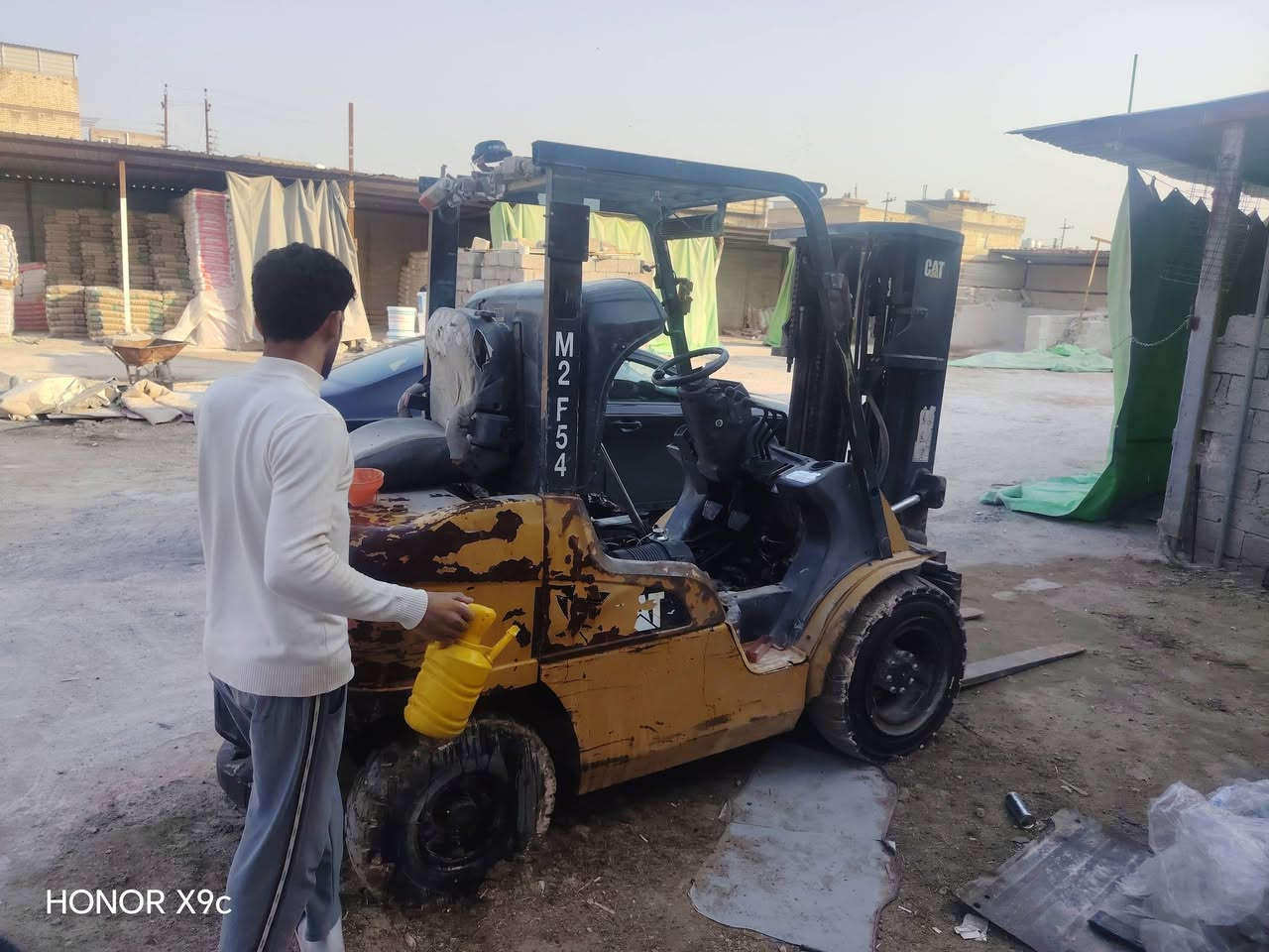 للبيع رافعه شوكيه كتر 3طن 3حركات موديل2015كير مكينه أكسل تخم تاير جاهزه رقم سنويه موجودات العنوان بغداد
يوجد توصيل جميع المحافضات 
***********
