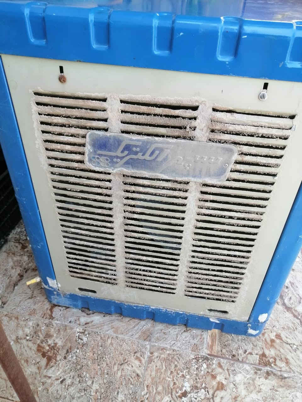 مبرده سوبر الكترك حجم ٢ ونص
ماطور بلادي سرعتين
واتر بم كامله شرط الشغل 
١٢٥ الف بيها مجال قليل
الشراي يجي خاص او الاتصال
***********
