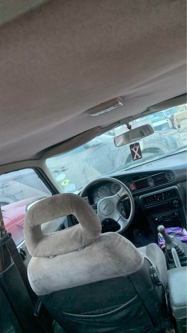 مازدا ٦٢٦ موديل ١٩٩١ و كير محرك شرط وتحويل شرط وامام و خلف كبس بدون ضربة وجام كهربائي 
٣٠ ورقة و مجال
*********** اكر, نينوى
