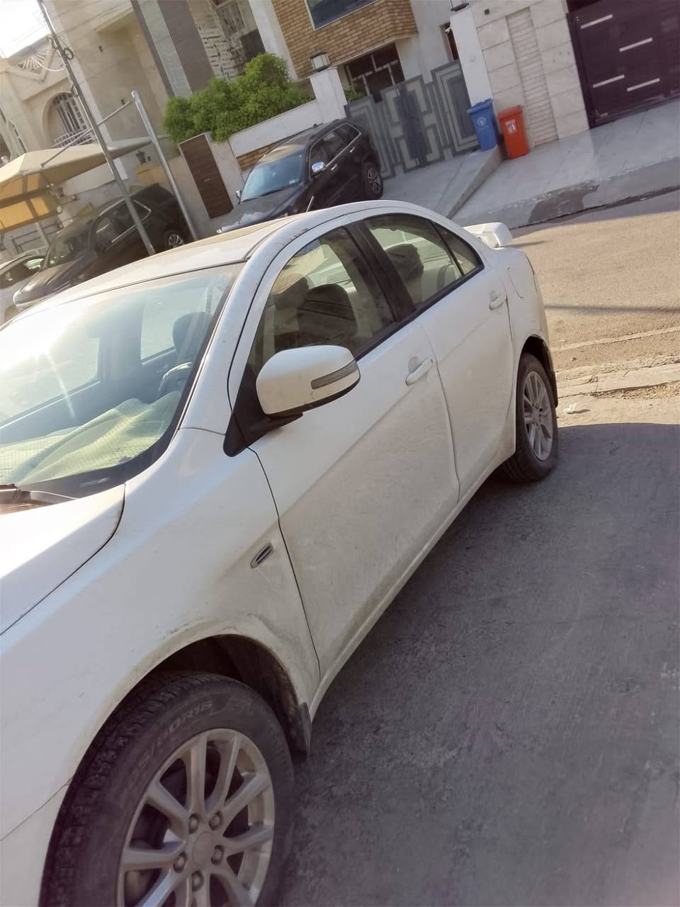 السلام عليكم عندي سياره مسيوبيشي لانسر قرش موديل 2016ماشية 106الف بيها طخها صندوق السعر 115ورقه بيها مجال هذا رقم التليفون *********** بغداد, العراق
