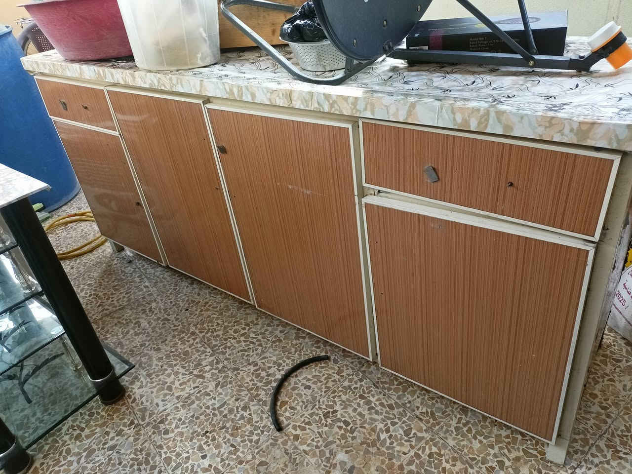 السلام عليكم
كاونتر للبيع السعر 150 
تواصل خاص او ‏‪0772 312 4630‬‏
***********
حي سومر
