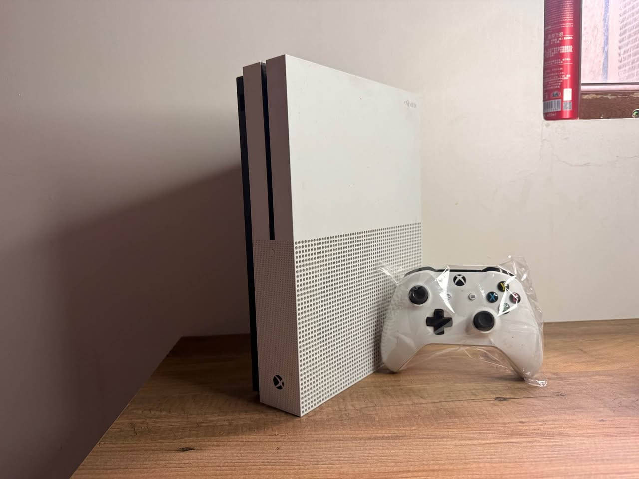 السلام عليكم اكس بوكس ون اس ذاكرة 500 نضيف لوك ستيكر مامفتوح انطي شرط الفحص والضمان كل ملحقاته موجودة وضمان بي شهر كامل نضافه 100‎%‎ .
السعر 160 الف بي مجال ومكاني كركوك ورقمي *********** والتوصيل موجود واني خادم للطيبين كركوك, العراق
