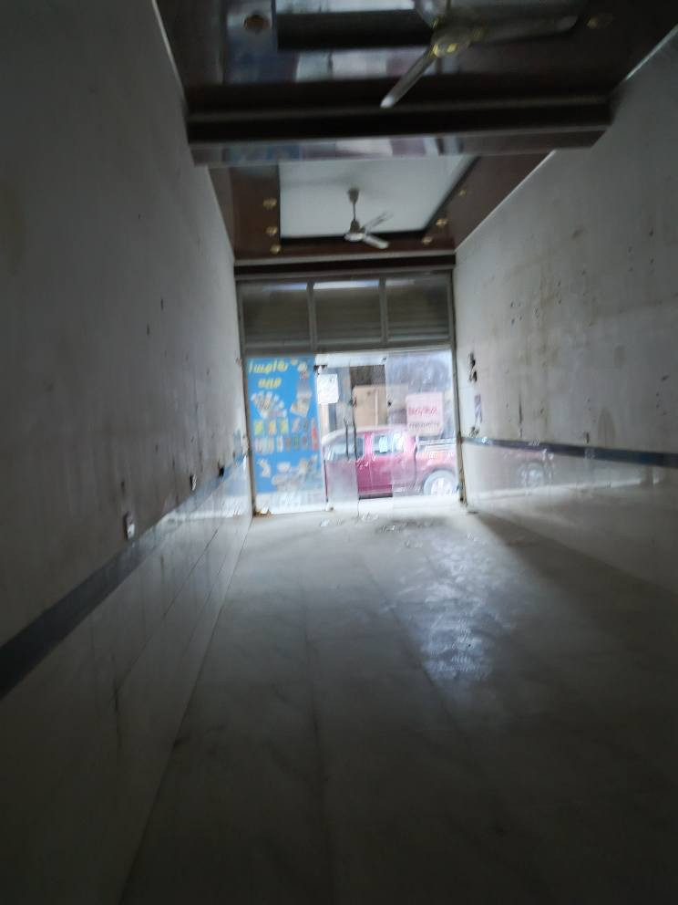 محل للايجار ميسان حي العامل شارع عكش مقابل صيدلية السما للاستفسار *********** 
*********** عمارة, ميسان
