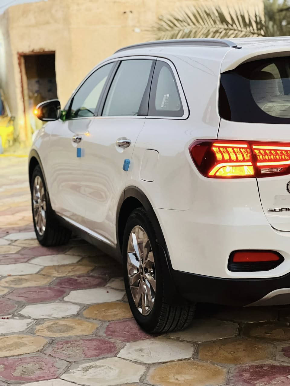 كيا سورنتو خليجي موديل ٢٠٢٠ فول مواصفات رقم مثنئ دولي مكفول كفاله عامه محرك ٦ سلندر ٧ راكب ٣ قطع تبريد 

 مكان السيارة السماوه الوركاء للاتصال ‭0782 827 5748‬
