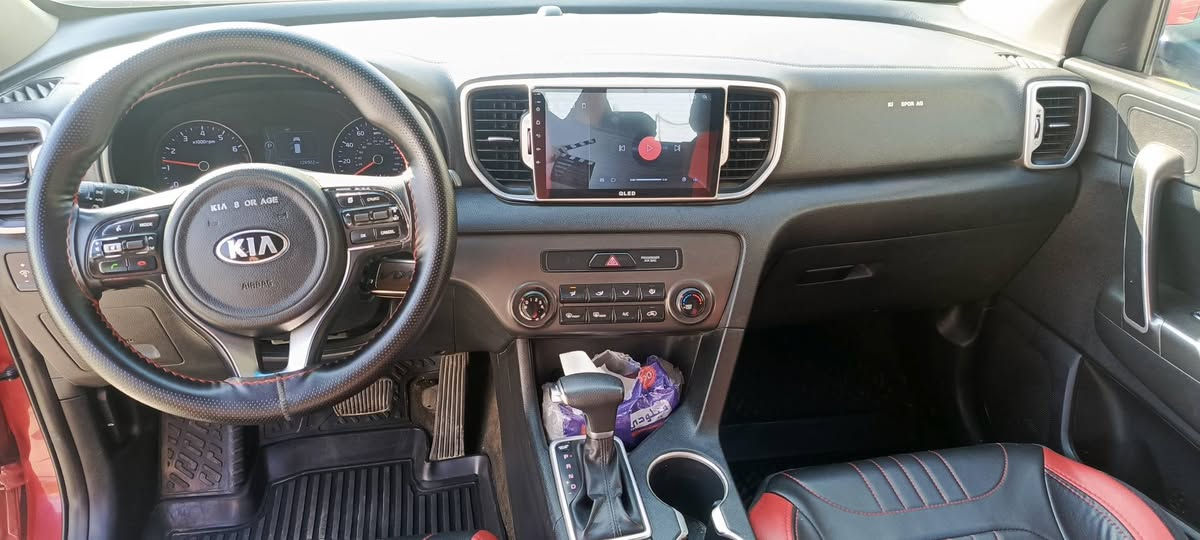 السلام عليكم .
كيا سبورتج 2017 وارد امريكي حادثها موضح بالصور جاملغ تبديل وباب السائق صبغ بدون ايرباك فقط برده محرك GDi 2400 بحاله ممتازه 
قطعتين تبريد تحكمات ستيرن جهتين تحكم كروس سرعه شاشه كاميرا .

مكان السياره بغداد .

السعر 145ورقه .

***********/غير متواجد على الفيس .
