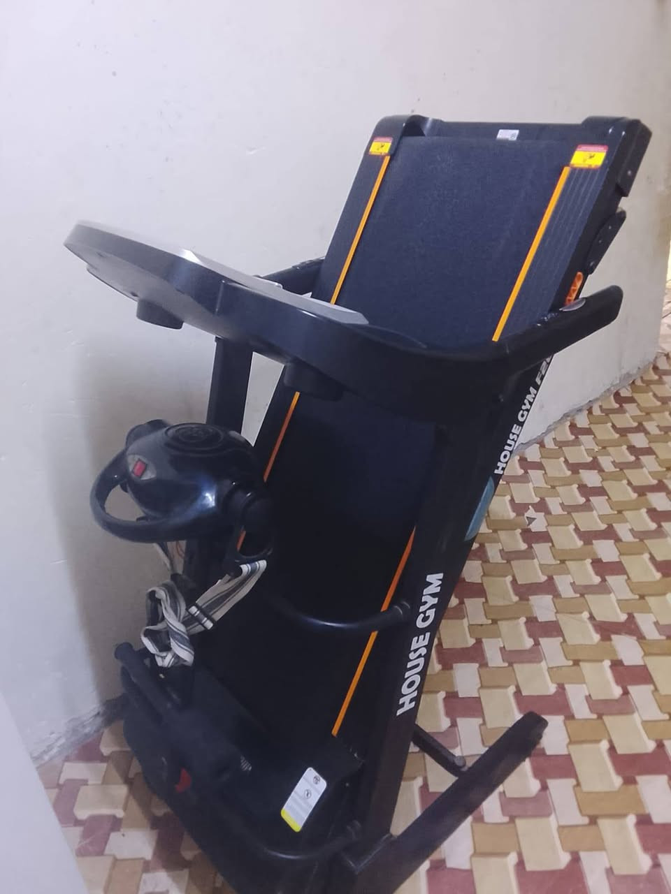 جهاز جري مستخدم شهرين السعر خاص ***********
