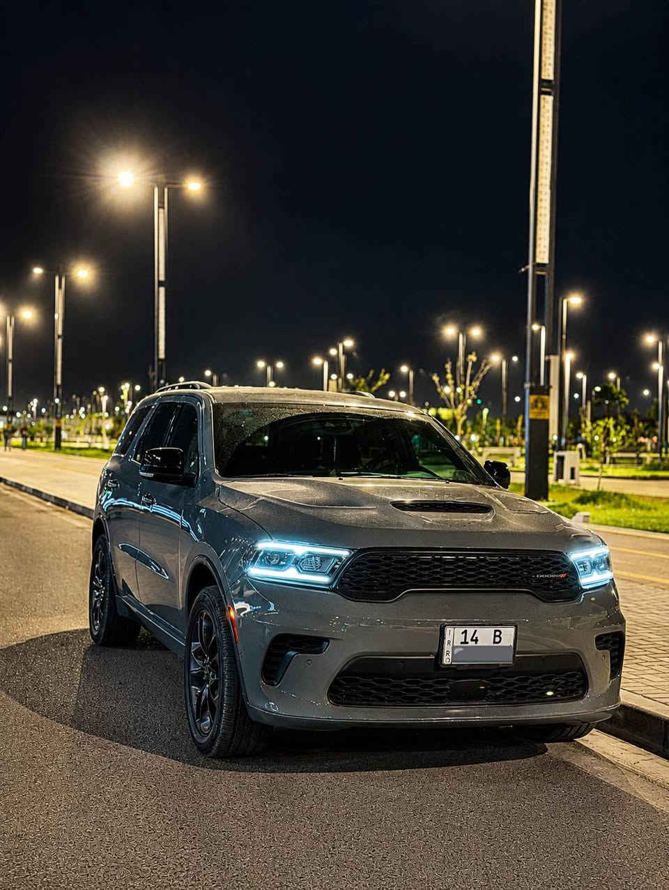 🔥 للبيع | دودج دورينكو RT Plus HEMI V8 🔥
😮‍💨🖤 موديل 2024 — سيارة هيبة وأداء

▪️ اللون: سمنتي  ✨
▪️ الترقيم: بصرة شهداء / ترقيم جديد
▪️ الممشى 15 ألف ميل 
▪️ المحرك: HEMI V8 5.7 🔥
▪️ وارد أمريكي 🇺🇸
▪️ السيارة على وضع الشركة ✨

🔧 تبديل:
بابين + جاملق + صفحة العبري

المواصفات:
✅ RT Plus
✅ نظام AWD فور ويل
✅ فتحة سقف
✅ بصمة تشغيل + بصمة أبواب
✅ كشنات جلد كهربائية خزن وضعيات
✅ تدفئة وتبريد للكشنات
✅ تدفئة كشنات خلفية + تدفئة ستيرن
✅ شاشة كبيرة + خرائط
✅ Apple CarPlay
✅ شفتات ستيرن
✅ ستيرن كهربائي
✅ تشغيل عن بعد
✅ صندوك كهربائي
✅ رادار أمامي + خلفي + نقطة عمياء
✅ حساسات خلفية
✅ وضعيات قيادة Sport / Eco
✅ مانع انزلاق
✅ تبريد 3 قطع ❄️
✅ لايتات LED زينون 💡
✅ AUX + Auto Stop

📍العنوان: البصرة

سيارة نظيفة جدًا ومرتبة
للي يريد القوة + الفخامة + صوت الهيمي 😮‍💨🔥 

الهاتف: ***********
السعر 308 

بدون مراوس ⚠️
