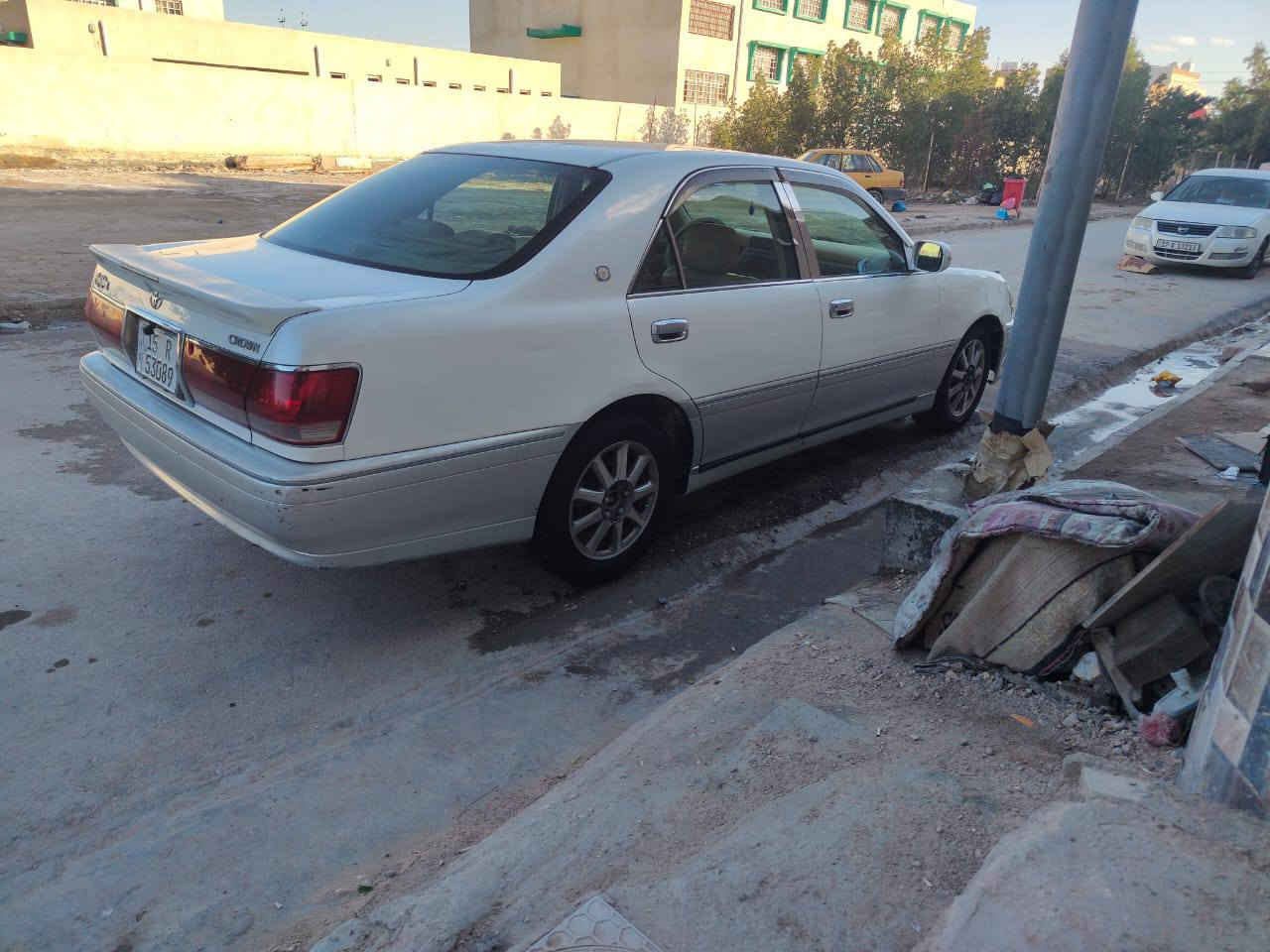 ملكه موديل 99اصل
#رقم انبار نكليزي ب اسمي  تحويل ثاني يوم سنويه لل2031
#فول سياره عدا الفتحه شاصي 75 ستيرن كهرباء برده خلفيه ثلاجه تحويره نجف فوك وجوه دشبول عارف مكينه ديفور الكبير جاهزه سياره تبريد تدفئه 
#مكفوله من الضربه الكصه والنقل جثه والعيب شرعي كله كفاله عامه
السعر  120 
***********
