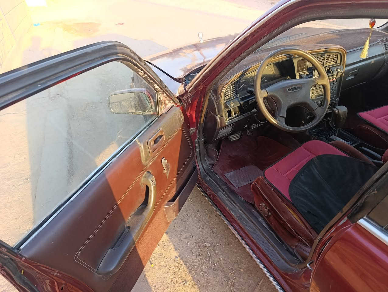 سلام وعليكم  من رخصت ابو الكروب كروسيده البيع موديل 90السعر 33وبيه مجال عنوان البصره ابو الخصيب قرب مستشفه الصيني متواجد واتساب او فييس الرقم ***********
