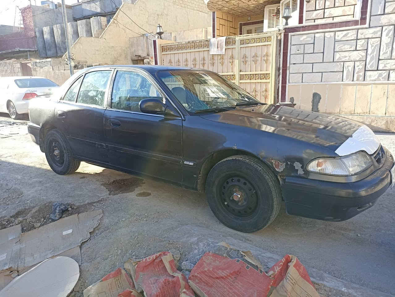 سلام عليكم ورحمه الله وبركاته سياره للبيع كير وتو موديل 93 سياره بسمي عنوان كلار سعر 33بي مجال رقم ***********
