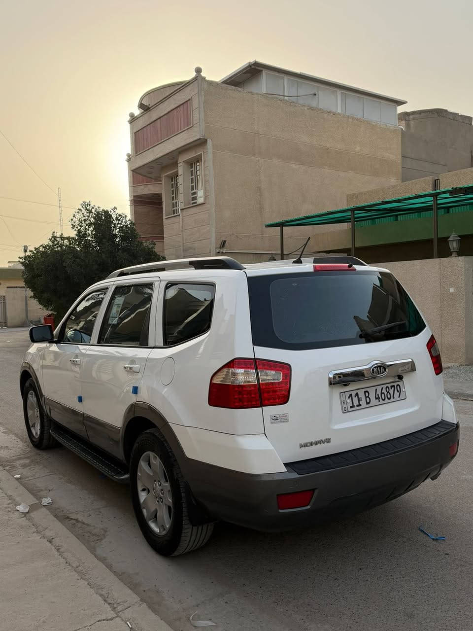 السلام عليكم 🫡.                       ***********
كيا موهافي (2011)
خليجي فول مواصفات السعر  (115)
سياره جديده على وضع الشركه ماشيه (116)

مواصفات الفول معروفه فتحت سقف 
7راكب 3قطع تبريد /بصمه تشغيل /بصمه ابواب /كشنات جلد بيجي كهربائي/
كشن حار بارد /زراك لايت /اشاير بلمري والمري شفط /شاشه جبيره كامرات 2
سياره جديده محرك كير مكفولات 
كهرباىيات جطل مابيها تخم تاير حداديه خير من الله لايتات زنون بيها صبغ بين البابين 
وبلقماره بيها صبغ اثر سقوط شي عليها بدون حاذث قوي شواصي لغود تكم مكفولات.رقم بغداد دولي بسمي 
العنوان الغدير شارع التوت
