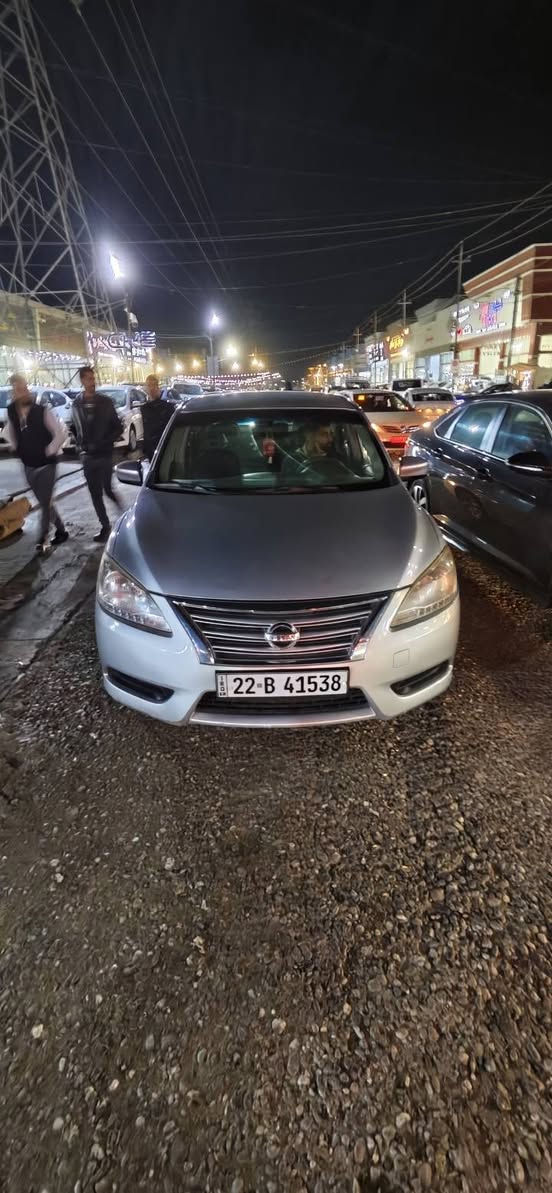نيسان سنترا موديل 2016 
كير اوتماتيك 
سيارة نظيفة 
بيها قطعتين سبوغ مافي اي ضربة
رقم *********** أربيل, العراق
