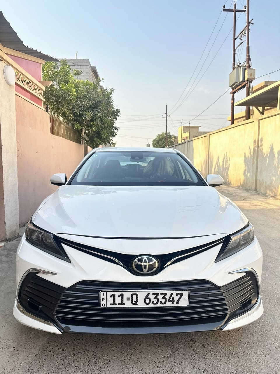 كامريLe 2024 للبيع 
ماشيه 20 الف 
وارد امريكي
الضرر : بنيد وجاملغ فقط .
لايت زنون 
كشافات ليد
تحكم جهتين
كشن كهربائي
حجم المحرك 2500 
جناح خلفي
مثبت سرعه
نضام Eco
نضام sport
شاشه كبيرة
نضام انزلاق
مواصفات Le معروفة 
السعر : (196)وبيها مجال بسيط 
مكان السيارة : بغداد/ الاعظمية  
للاستفسار (***********)
