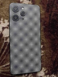 ردمي ١٢ • ٢٥٦ • نظيف