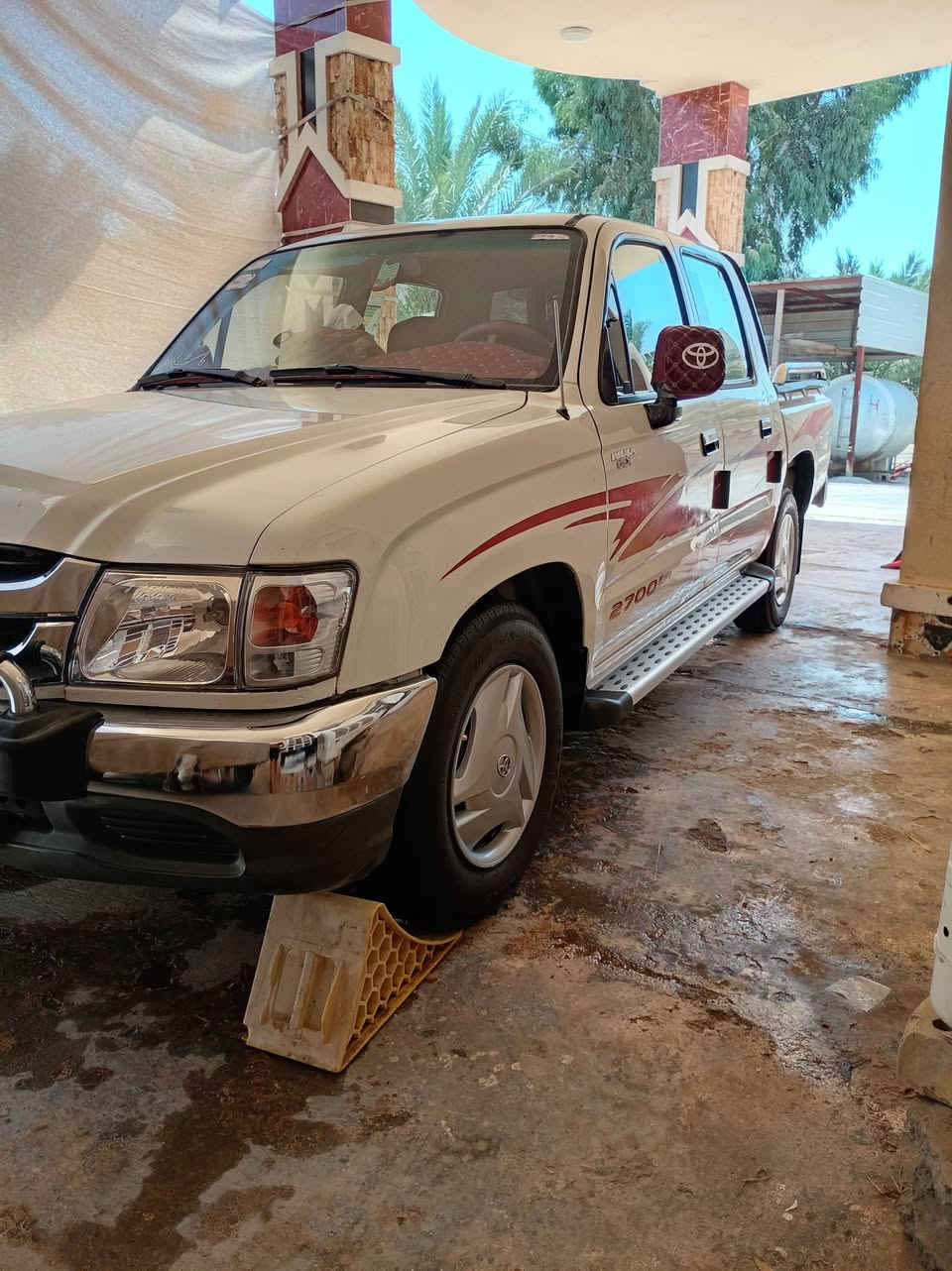 سلام عليكم للبيع تيوتا جمره 2004السعر 140وبيهه مجال سياره جديد بيهه باردات تايرات جدد صدر جديد سياره ما تصرف عليهه فلس لا صبغ لا حادث كامله من كلشي اتصل ***********/*********** العنوان الفلوجه الصقلاويه

