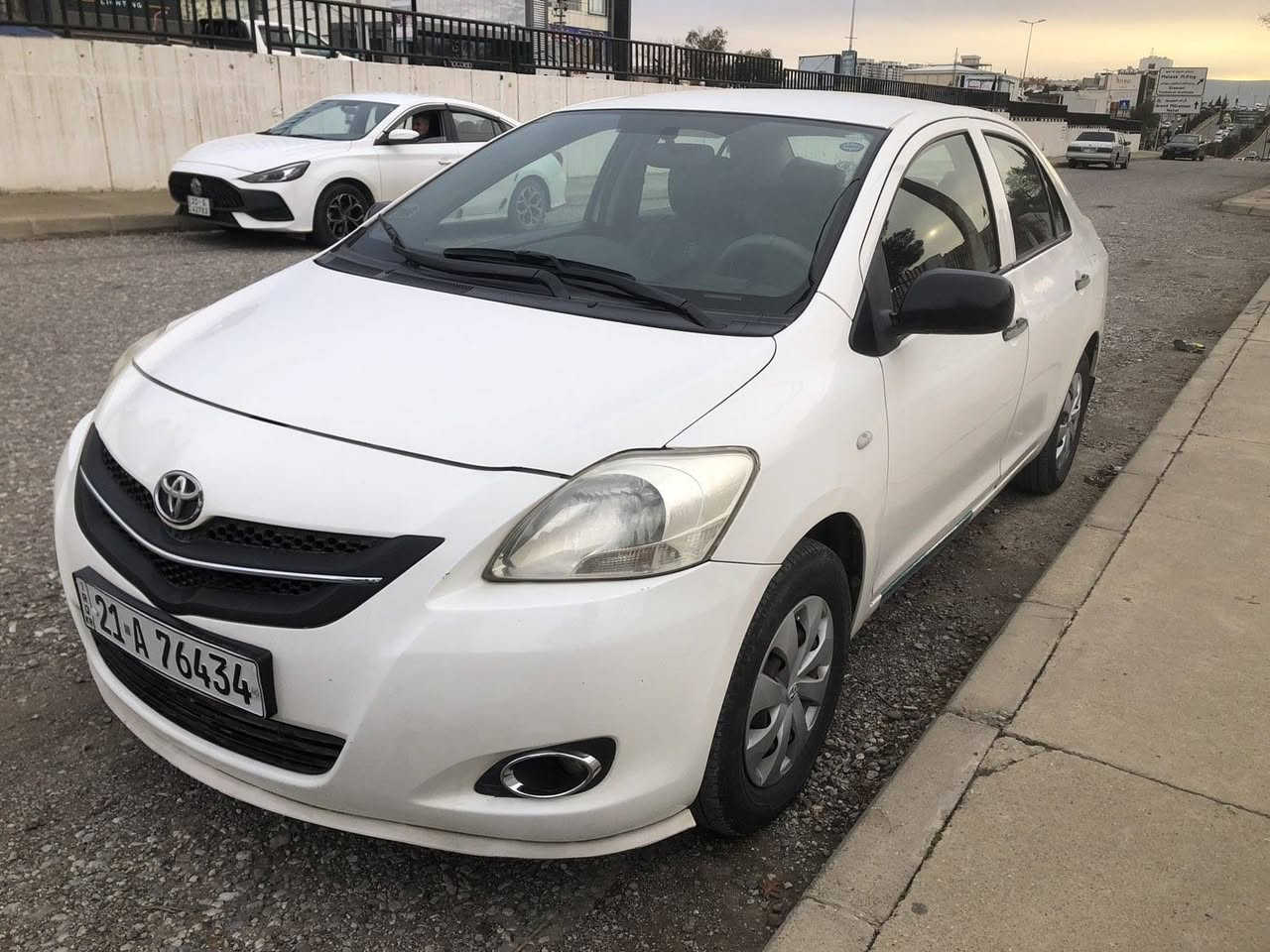 یارس مۆدێل 2008 بێ بۆیاخ تەنها دەرگای دواوە لای سەکن ساردی هەیە بەناوی خۆمەوەیە نرخی 87 وەرەقە
ژ.م*********** السليمانية, العراق
