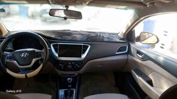 السلام عليكم 
اكسنت ٢٠٢٠ بغداد 
نص مواصفات شاشه لمس
كامره دواره  تحكم مقود 
محرك ٨ نوزل ١٦٠٠

حادث جاملغ وشوي من لايت فقط 
سياره صافيه مصفره هيه وغرامات 
السعر ١٠٨ وبيه مجال
مكان بغداد بلديات 
***********
