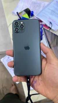 ايفون ١١ برو • شاشة وبطارية مستبدلة • البصرة