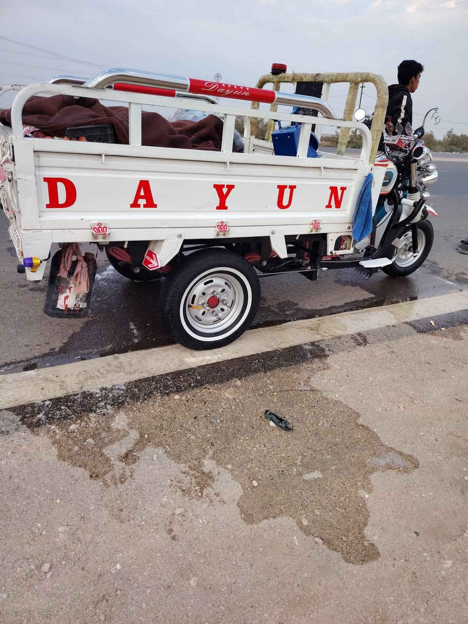 سلام عليكم  ستوته للبيع ستوته  نضيفه  كله تعمير 2025 موديل 2015  كلشي شغال السعر 2300وبيه مجال   المكان الناصريه قضاء الجبايش ***********  هاذ رقمي
