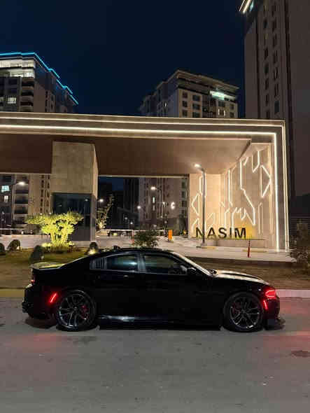 السلام عليكم 
جارجر دايتوانا موديل 18 

فول مواصفات للاخير : 
فتحة 
كشنات دايتوانا 
كشنات خزن + كهرباء 
كشنات تبريد وتدفئة امامي + خلفي تدفئة 
رادارات جانبية 
نقطة عمياء 
دمام خلفي 
وباقي المواصفات المعروفة 

حادثها جاملغ وبنيد فقط  من امريكا 

مكانها حي الجهاد 
للاستفسار :***********
السعر ١٧٧ ورقة وبيها مجال جداً بسيط
