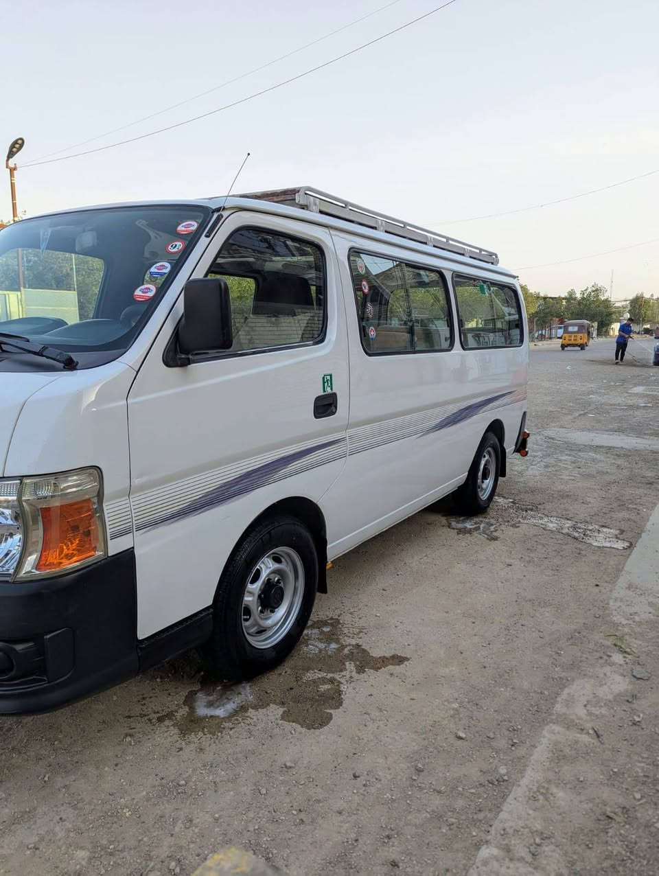 السلام عليكم نسيان موديل 12 سيارة كفالة من الصبغ والضربة ما عده وره الواقية صبغ شي قليل مكينه كير اكسل كفالة تخم تاير جديد صدر امامي خلفي جديد دوشمة عامة رقم بغداد بسمي العنوان بغداد السعر 145 
***********
