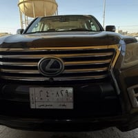 للبيع لكزز 2013 LX570 كفاله عامه فوول 1/1 جديده ماشيه 196وضع الشركه مم...