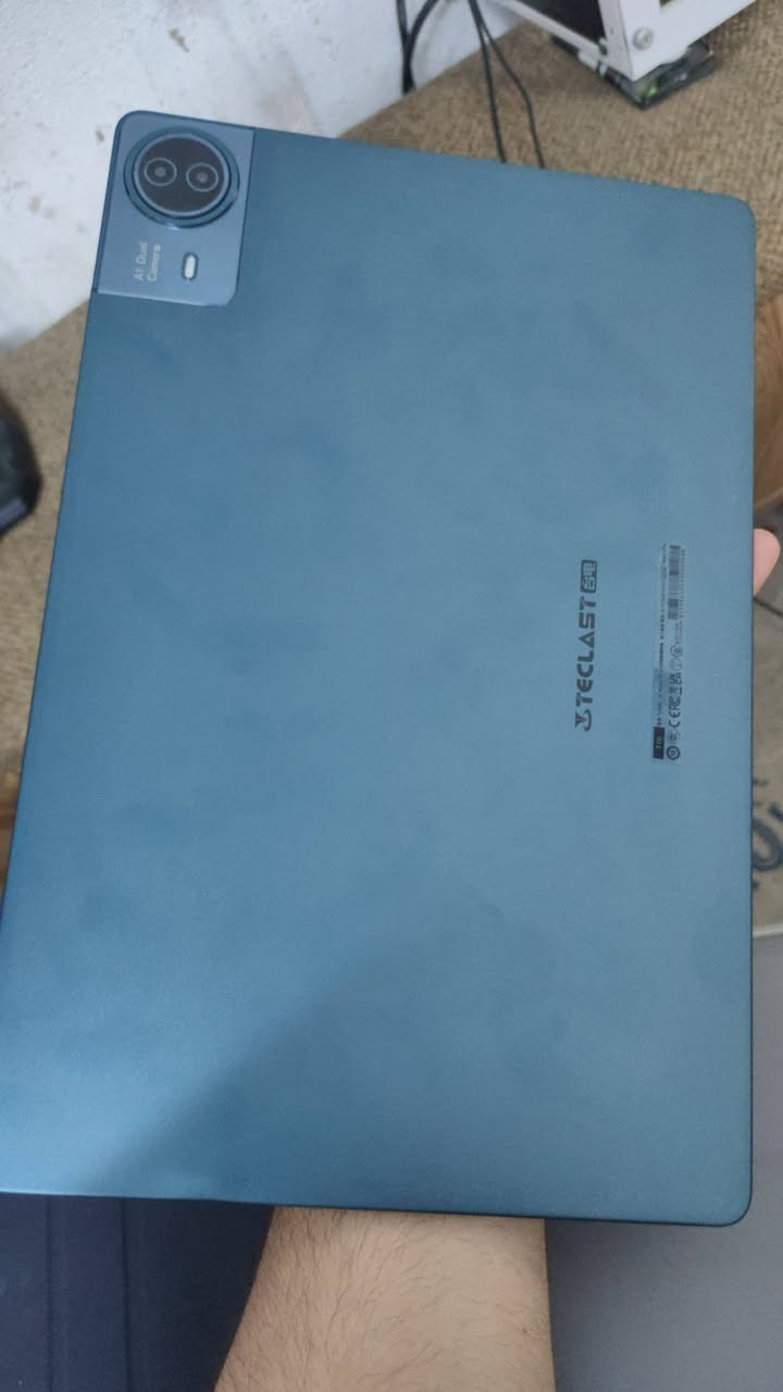 السلام عليكم  teclast t70
لمحبي التابلت الحجم الكبير لمشاهده الافلام وكرة القدم بصوره كبيره وواضحه
اكبر تابلت يجي بحجم 14 انج 2k
نظام اندرويد 
ومعالج Hellio g99 سريع للتصفح والاستخدام اليومي جيد جدا
نظام ستريو ٤ سماعات 
كامرتين خلفيه وكامرا اماميه
رام ٨ + ١٢
ذاكرة ٢٥٦
بطاريه 11000  تشحن شحن سريع ١٨ واط تايب سي 
الجهاز اخو الجديد قبل شهر اشتريته بي فقط طخه بسيطه للامانه بالشاصي وابد مماثره عليه 
ملحقات كفر ولزكه وكيبورد وماوس وسماعه وقلم وشاحنه وباكيت

السعر  ٢٦٠ بي مجال بسيط جدا مكاني بغداد 

***********
