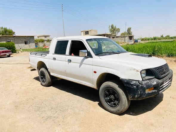 مستبوشي 2004 مال ساحات المحرك بي صرف *********** المكان العلم السعر 35 بيها مجال
