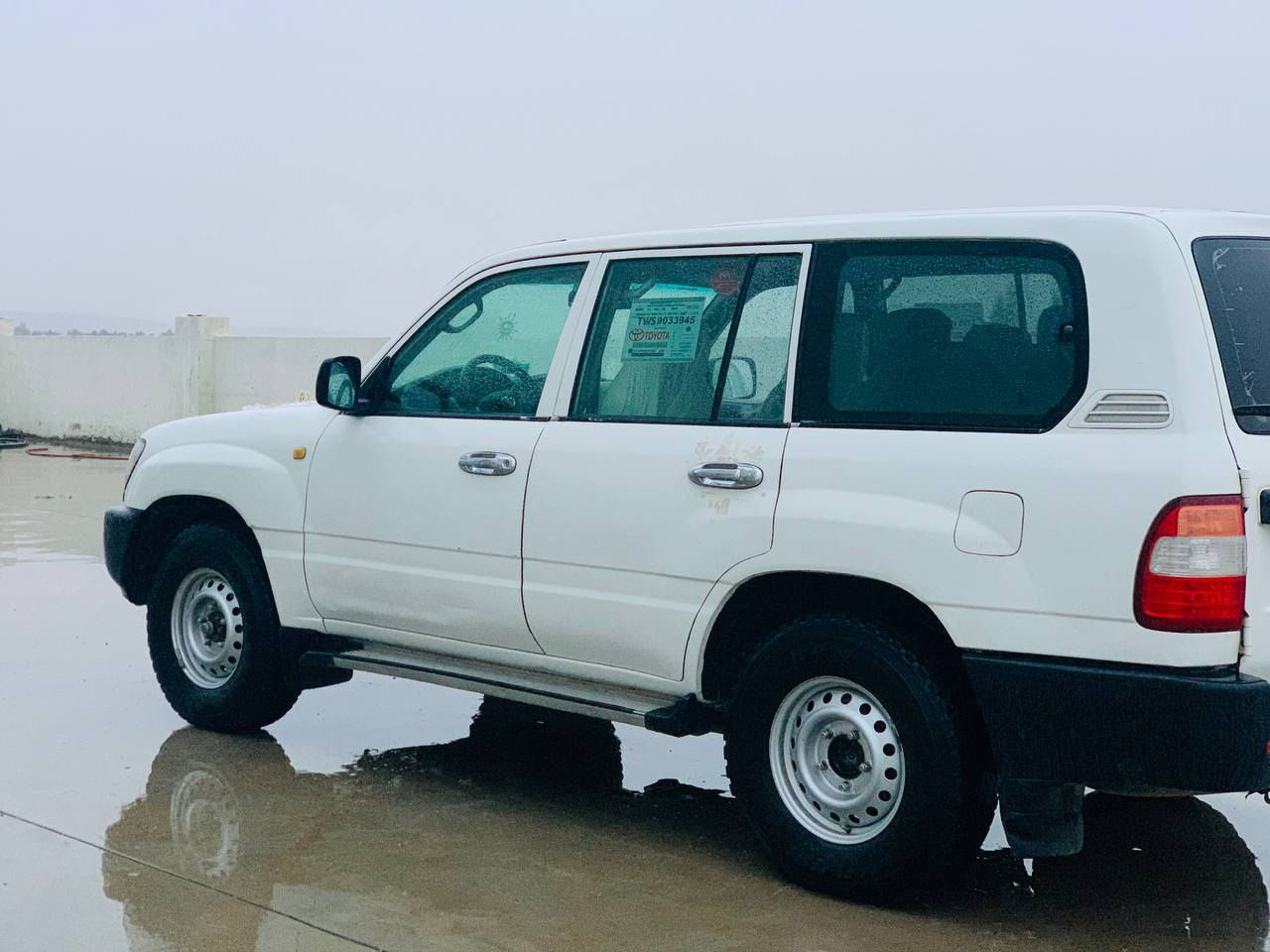 مۆنیکا 2005فول عادی
ڕەقەم سلێمانی سەنەوی تازەیە2029
🌹کارت بەنزین هەیە🌹
پێش و دوای لێدراوی نیە دەعمی نیە
پەڵە پەڵە بۆیاخی هەیە من بە کامل بۆیاخ 
ئەیفڕۆشم وەرگەڕاو نیە شان داداو نیە
گێڕ و مەکینە و ئەکسل و شانسی بەشەرت
کلاج و عەینەی تازە گۆڕاوە
تەبرید ئیشەکا 
کارەبایی مەزبوتە
زۆرجوان و ڕێکە سەیارەکە
ماڵی دۆستە
🌹140گەڵاو مەجالێکی کەم🌹
لەچەمچەماڵم***********
***********
